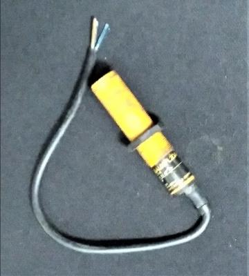 Sensore Induttivo IFM Efector IEB3001-BPKG/US-100-DPS IE5090 - Nuovo Di Zecca!